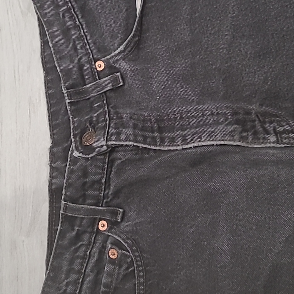 Levi's 521 Tapered High Waisted Shorts - Picture 2 of 10